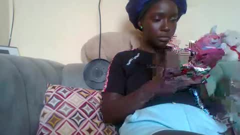 Snapshot of miss_atitude chatting on 10-02-25, 10:33 miss_atitude online show from 10-02-25, 10:33
