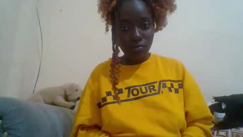 Snapshot of miss_atitude chatting on 10-09-25, 04:10 miss_atitude online show from 10-09-25, 04:10