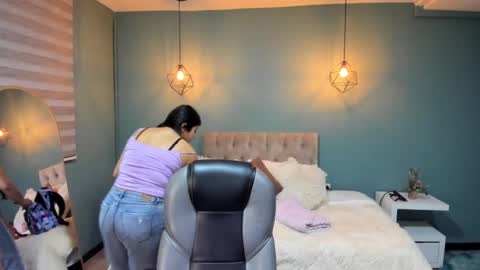 Cataleya online show from 10-29-25, 11:34