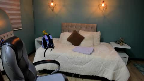 Cataleya online show from 11-04-25, 11:31