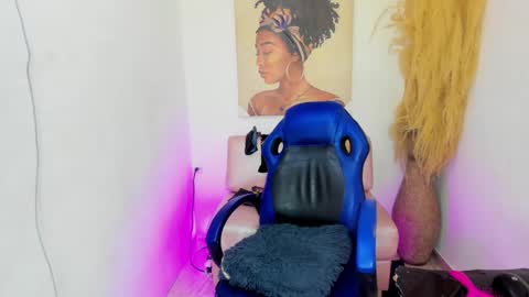 miss_channellx online show from 10-11-25, 05:50