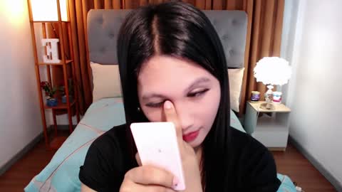 Chin Row online show from 02-26-25, 01:32