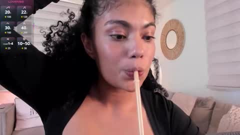 Snapshot of miss_curazao chatting on 12-05-25, 06:15 CANDELA CASTRO online show from 12-05-25, 06:15