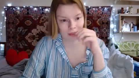 Elis online show from 02-07-25, 12:06