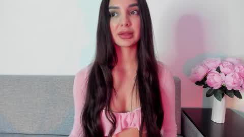 Emily online show from 09-11-25, 01:39