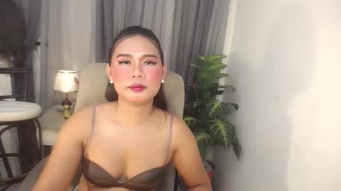 Snapshot of miss_fhakarat chatting on 10-10-25, 12:20 miss_fhakarat online show from 10-10-25, 12:20