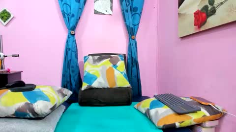 Monica Patricia online show from 03-18-26, 10:02