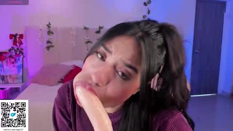 insta    online show from 09-24-25, 02:15