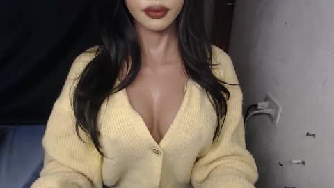 Lyn online show from 01-16-26, 01:48