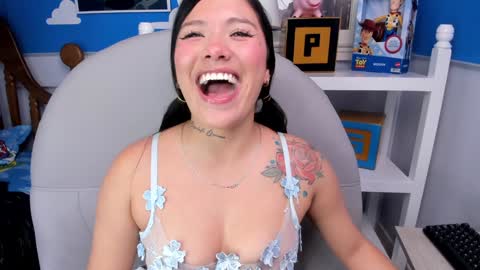 Keisi online show from 01-25-25, 06:13