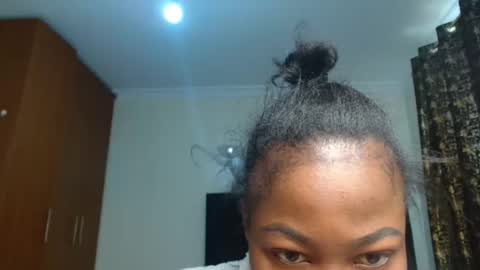 Miss Kiarrafit online show from 01-14-25, 11:53