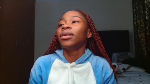 Miss Kiarrafit online show from 01-31-25, 03:09