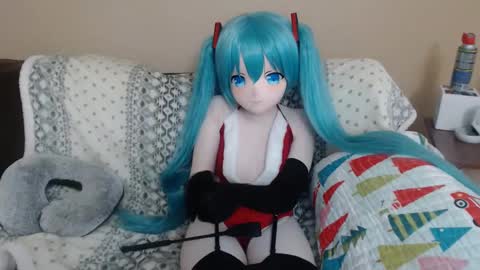 Snapshot of miss_kigu_miku chatting on 12-14-24, 02:34 Miku online show from 12-14-24, 02:34
