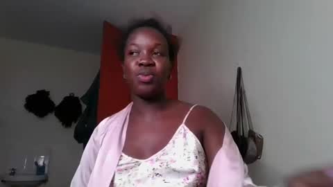 Snapshot of miss_kookie chatting on 02-04-25, 05:12 miss_kookie online show from 02-04-25, 05:12