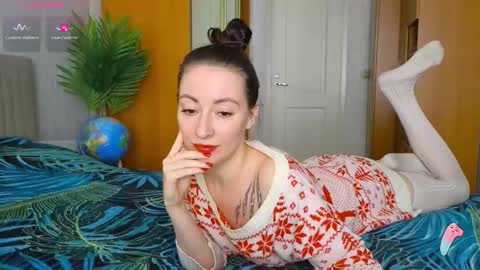 Snapshot of miss_leee chatting on 09-26-25, 09:57 Laura online show from 09-26-25, 09:57