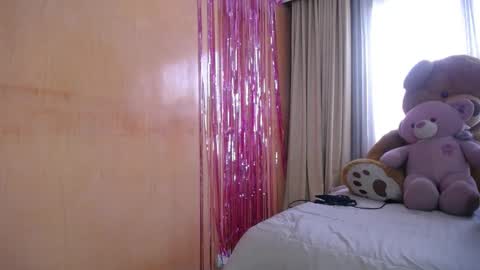 Snapshot of miss_lilieth chatting on 01-06-25, 10:15 lilieth  online show from 01-06-25, 10:15