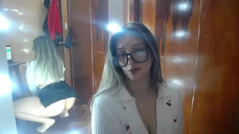 Snapshot of miss_lilieth chatting on 01-11-25, 07:59 lilieth  online show from 01-11-25, 07:59