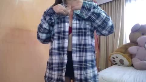 Snapshot of miss_lilieth chatting on 01-17-25, 08:00 lilieth  online show from 01-17-25, 08:00