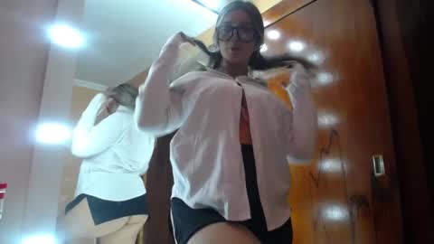Snapshot of miss_lilieth chatting on 01-25-25, 10:50 lilieth  online show from 01-25-25, 10:50