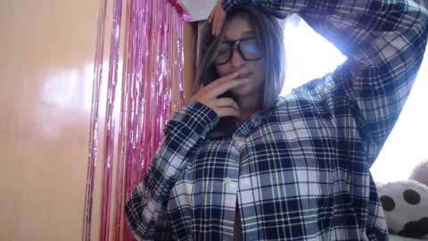Snapshot of miss_lilieth chatting on 02-16-25, 04:10 lilieth  online show from 02-16-25, 04:10