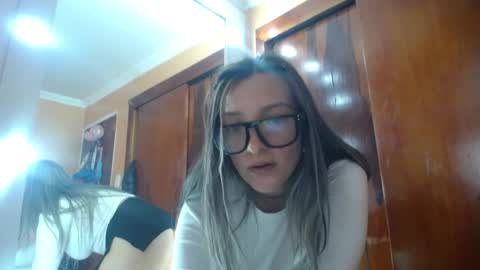 Snapshot of miss_lilieth chatting on 02-21-25, 04:16 lilieth  online show from 02-21-25, 04:16