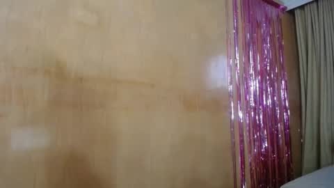 Snapshot of miss_lilieth chatting on 09-30-25, 04:12 lilieth  online show from 09-30-25, 04:12