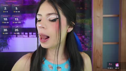 miss_lucyla online show from 01-30-25, 06:46