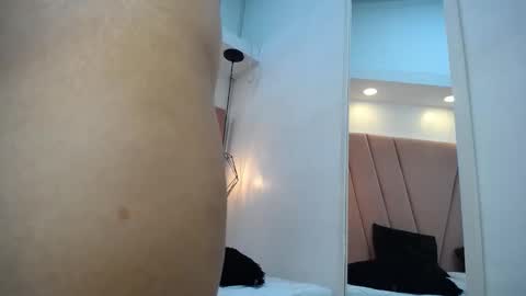 Snapshot of miss_m1a chatting on 11-21-25, 11:47 mia online show from 11-21-25, 11:47