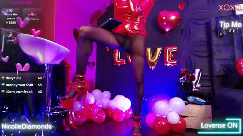 Snapshot of miss_nicolesds chatting on 02-17-25, 08:36 Miss Nicole online show from 02-17-25, 08:36