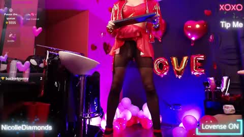 Snapshot of miss_nicolesds chatting on 02-20-25, 01:51 Miss Nicole online show from 02-20-25, 01:51