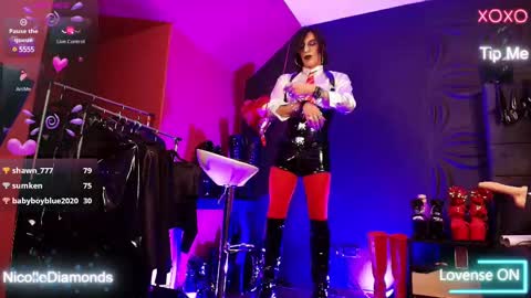 Snapshot of miss_nicolesds chatting on 02-24-25, 05:09 Miss Nicole online show from 02-24-25, 05:09