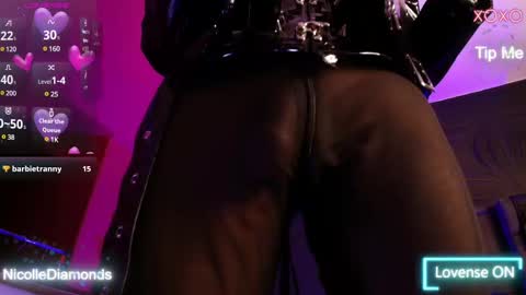 Snapshot of miss_nicolesds chatting on 03-04-25, 01:49 Miss Nicole online show from 03-04-25, 01:49