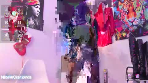 Snapshot of miss_nicolesds chatting on 12-15-25, 02:43 Miss Nicole online show from 12-15-25, 02:43