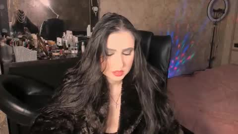 Leya online show from 02-27-26, 08:42