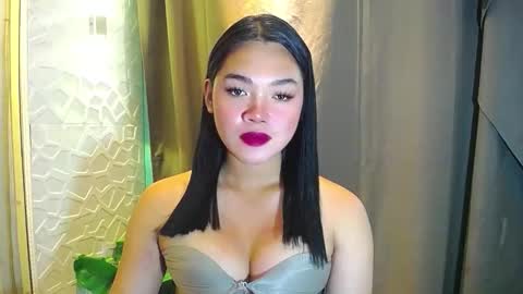 Snapshot of miss_precious_xx chatting on 03-21-26, 05:56 Precious online show from 03-21-26, 05:56