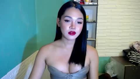 Snapshot of miss_precious_xx chatting on 04-29-26, 01:48 Precious online show from 04-29-26, 01:48