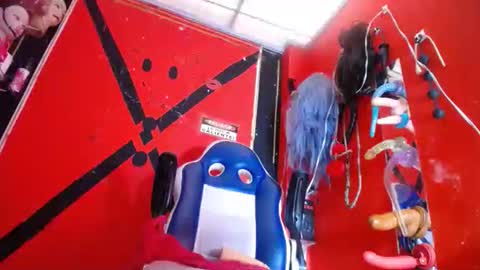 Snapshot of miss_pretty_ chatting on 02-28-26, 12:28 NATHALIA online show from 02-28-26, 12:28