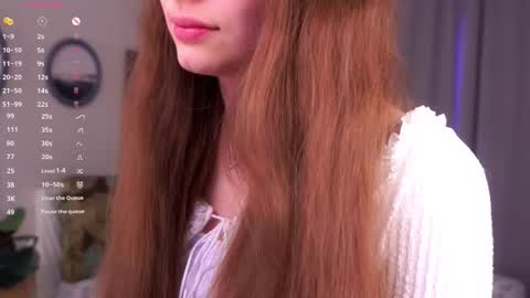 Leonor online show from 11-10-25, 06:01