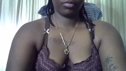 Miss  online show from 10-21-25, 06:47