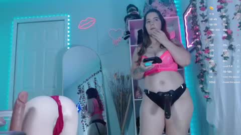 Snapshot of miss_strapon chatting on 10-13-25, 02:39 Goddess Laura online show from 10-13-25, 02:39