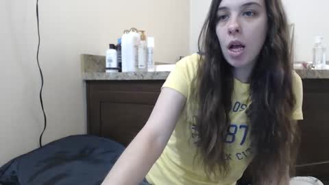 Bella online show from 02-07-25, 04:03