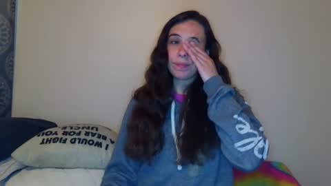 Bella online show from 09-22-25, 02:30