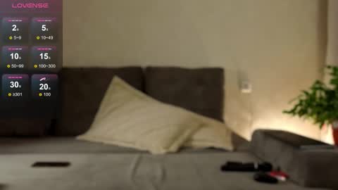 miss_ur_kiss online show from 11-17-25, 01:33