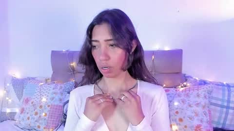Snapshot of miss_veronica2 chatting on 02-17-25, 12:38 Miss Veronica online show from 02-17-25, 12:38