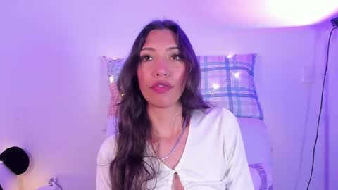 Snapshot of miss_veronica2 chatting on 02-24-25, 12:37 Miss Veronica online show from 02-24-25, 12:37