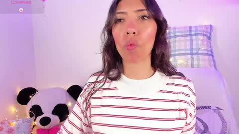 Snapshot of miss_veronica2 chatting on 02-26-25, 12:14 Miss Veronica online show from 02-26-25, 12:14