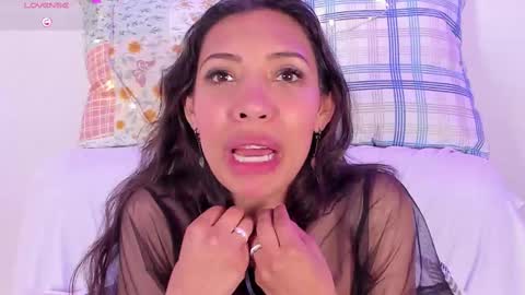 Snapshot of miss_veronica2 chatting on 02-27-25, 03:26 Miss Veronica online show from 02-27-25, 03:26