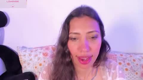 Snapshot of miss_veronica2 chatting on 03-07-25, 05:49 Miss Veronica online show from 03-07-25, 05:49