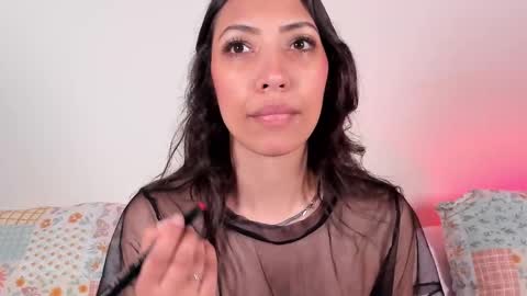 Snapshot of miss_veronica2 chatting on 09-09-25, 01:10 Miss Veronica online show from 09-09-25, 01:10