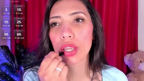 Snapshot of miss_veronica2 chatting on 10-15-25, 02:06 Miss Veronica online show from 10-15-25, 02:06